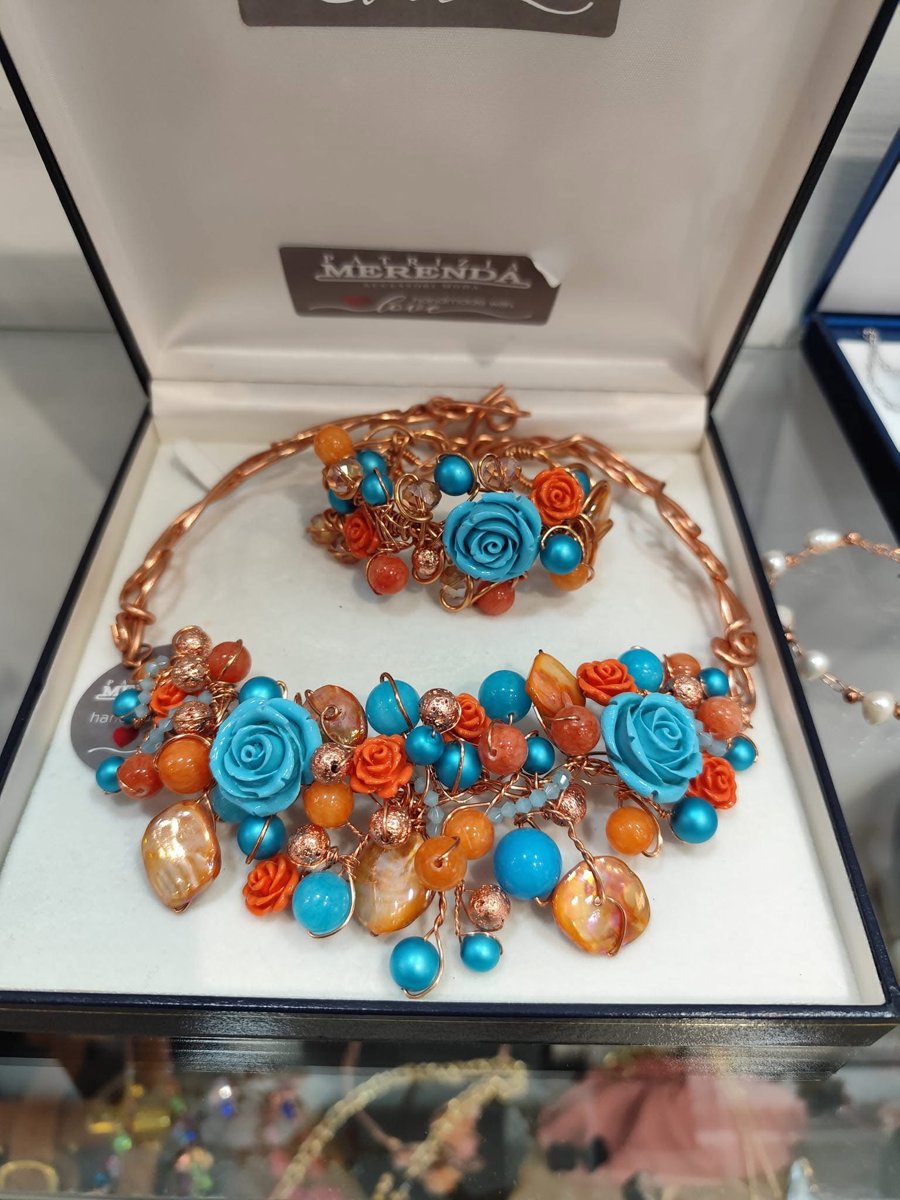 Parure turchese e arancio