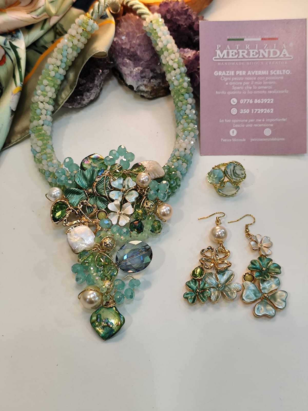 Parure pettorale verde