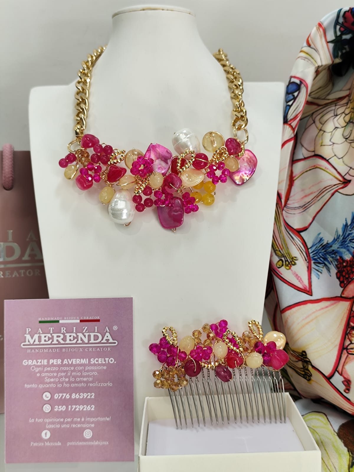 Collana e pettinino completo