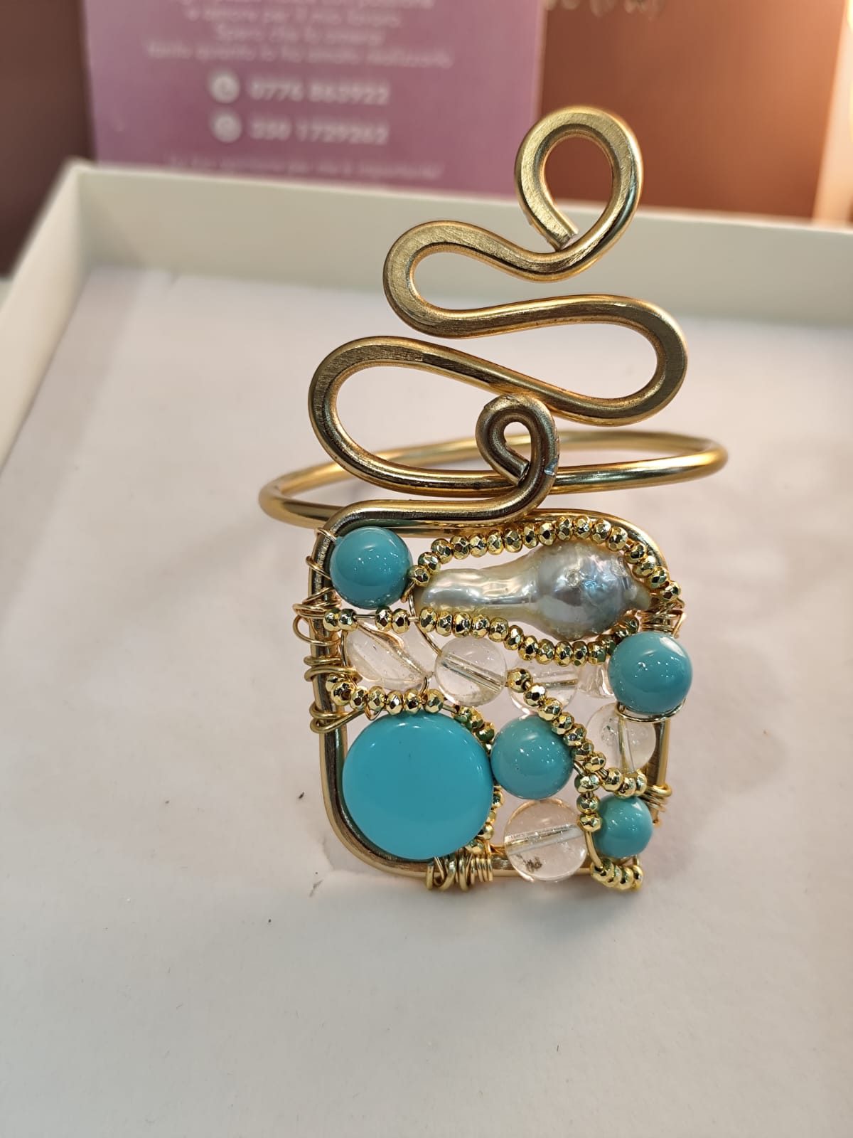 Bracciale wire rigido